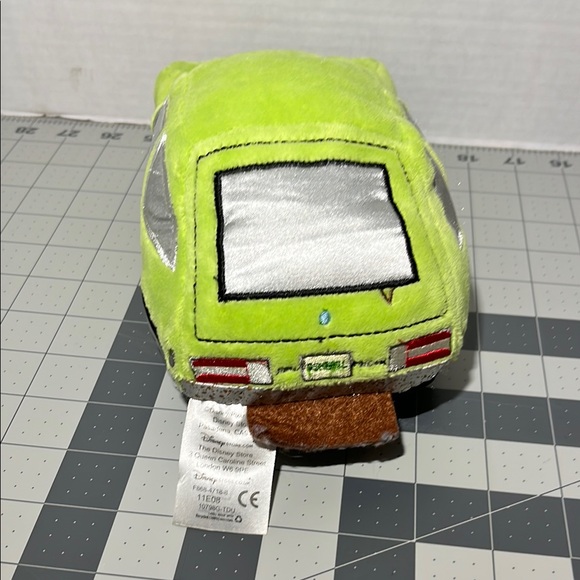 Disney cars 2 Acer the pacer 9” Stuffed Plush - Picture 3 of 6